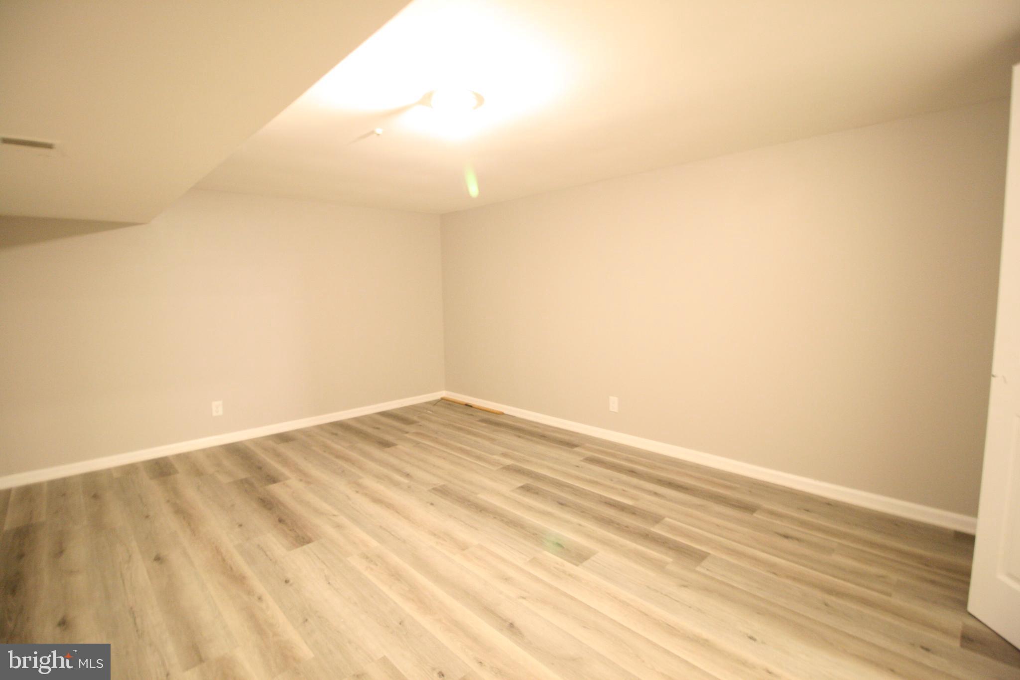 GREENBELT PARK 2 PLAT 1> - Residential Lease