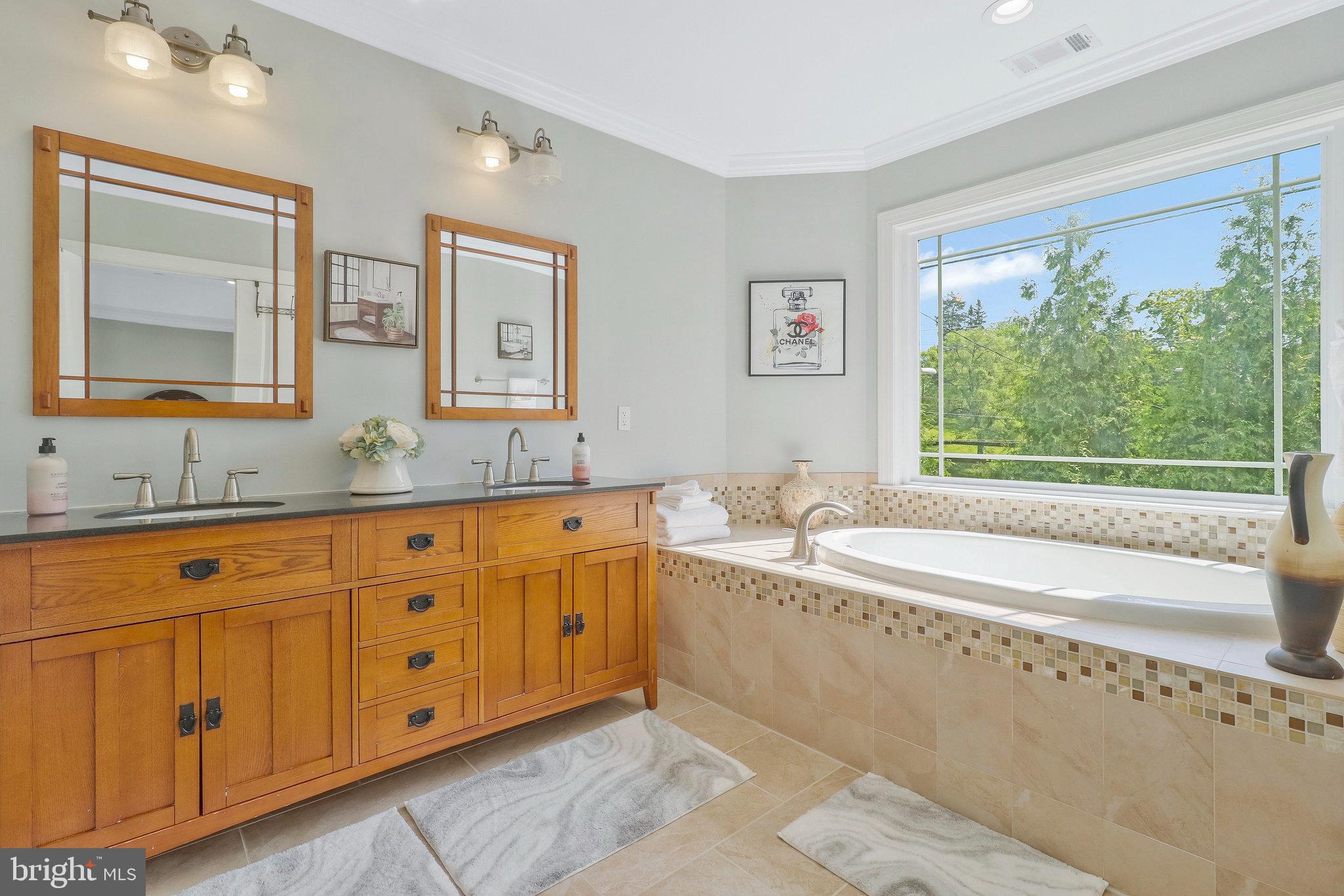 NORTHWOOD PARK - Residential