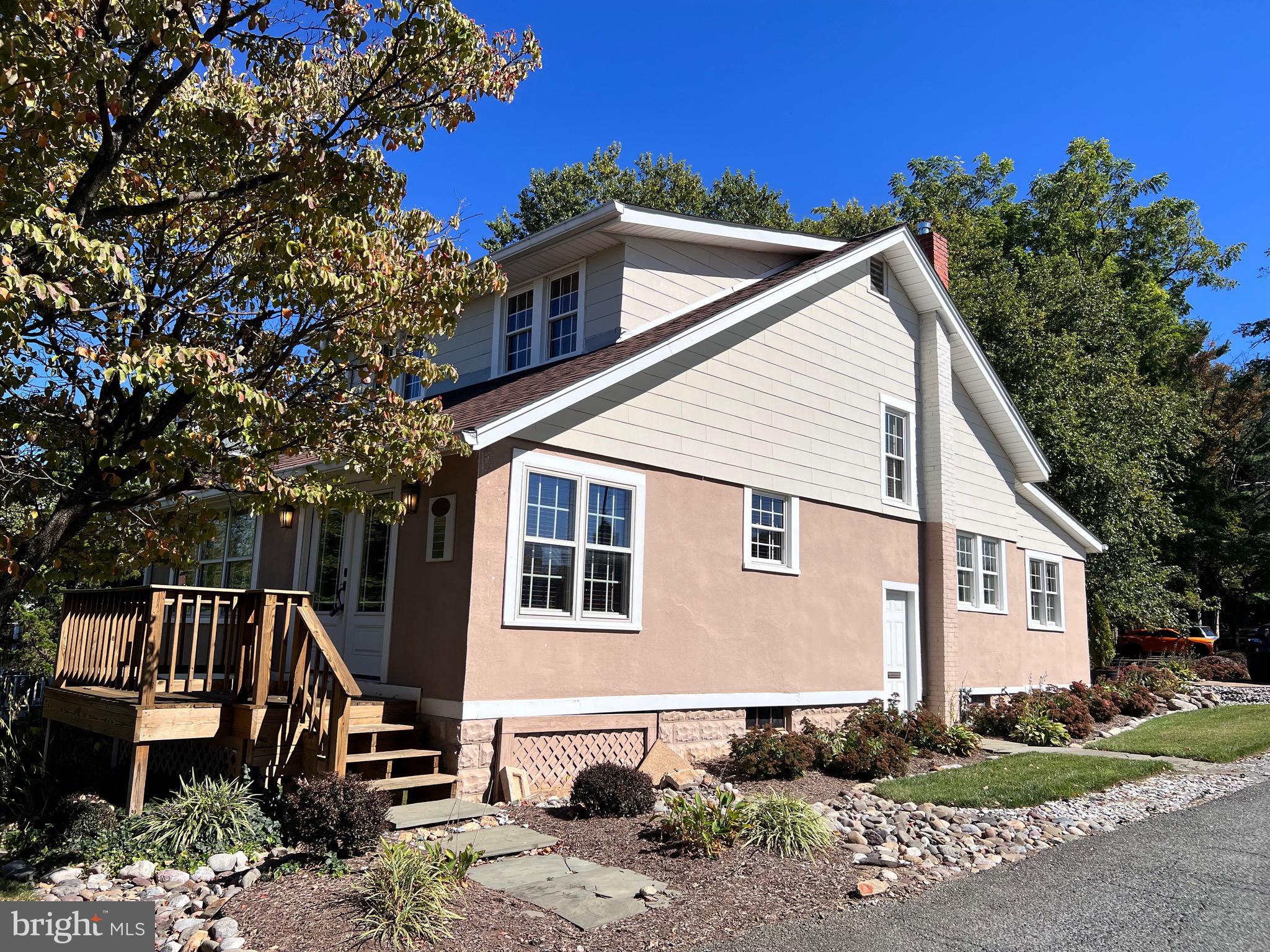 1 MONTGOMERY AVENUE