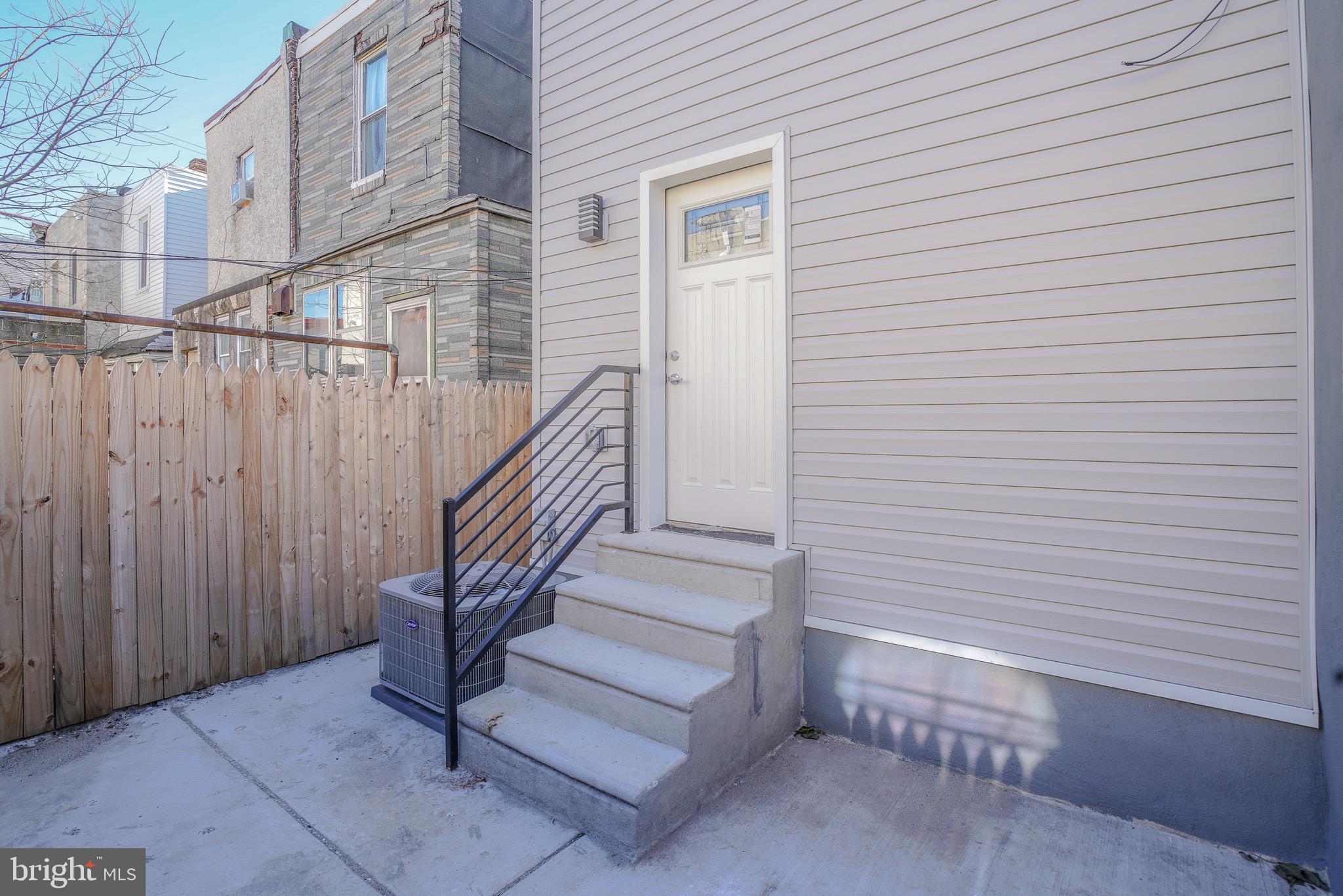 POINT BREEZE - Residential