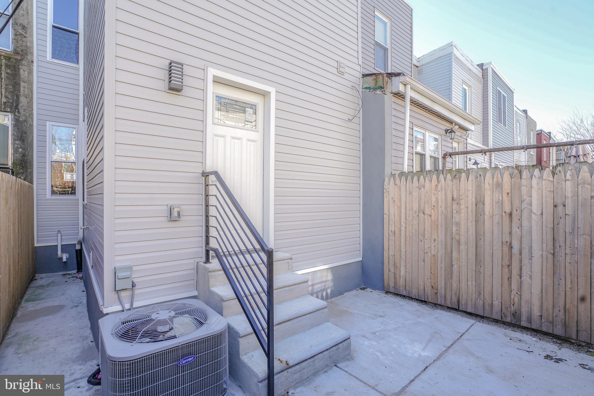 POINT BREEZE - Residential