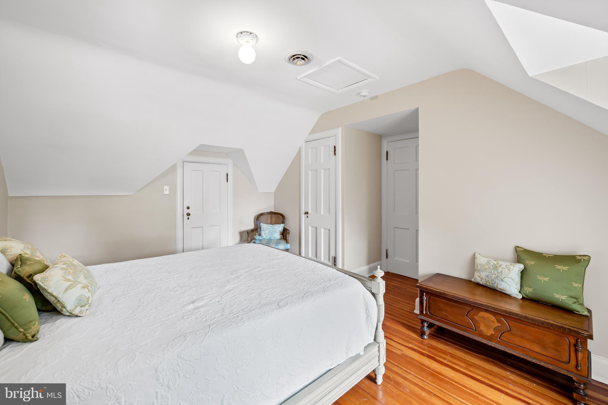 GUILFORD - Residential