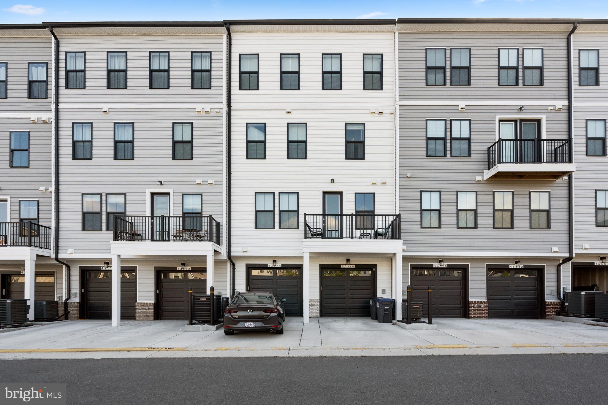 DEMOTT & SILVER - Residential