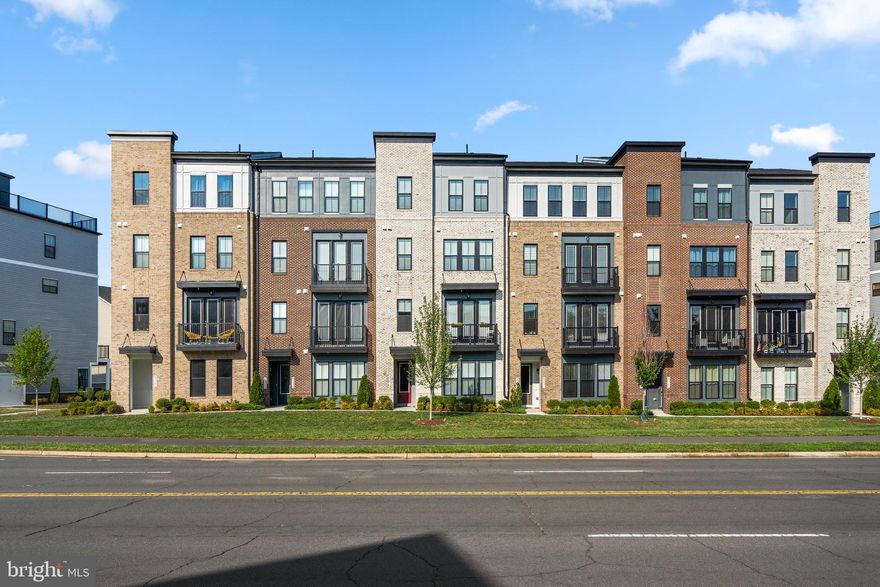 Price Reduction!   4 Level condo townhome in the highly desirable Broadlands community! This home offers modern living with 3 spacious bedrooms and 2.5 bathrooms. You’ll love the bright, open-concept layout that’s perfect for entertaining.  The gourmet kitchen features sleek stainless steel appliances, beautiful quartz countertops, and an oversized pantry—ideal for anyone who loves to cook. Step out onto your private deck overlooking the tot lot, the perfect spot to unwind. Plus, there’s plenty of parking for you and your guests. Retreat to the owner’s suite, complete with a large walk-in closet, dual sinks, a separate soaking tub, and a luxurious two-person shower. All bedrooms are comfortably carpeted, while the main level and basement showcase durable engineered laminate flooring. 
Condo/HOA Fees are wrapped into one bill.   Move-in ready and designed for today’s lifestyle—schedule your tour today!  
Ask about the 2/1 Buydown that can reduce your monthly payment!