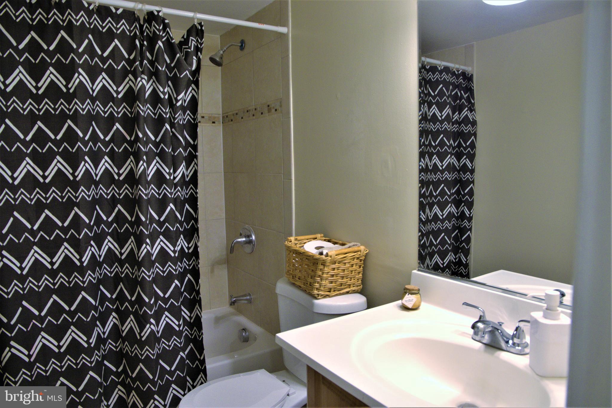 WESTOWNE VILLAGE - Residential