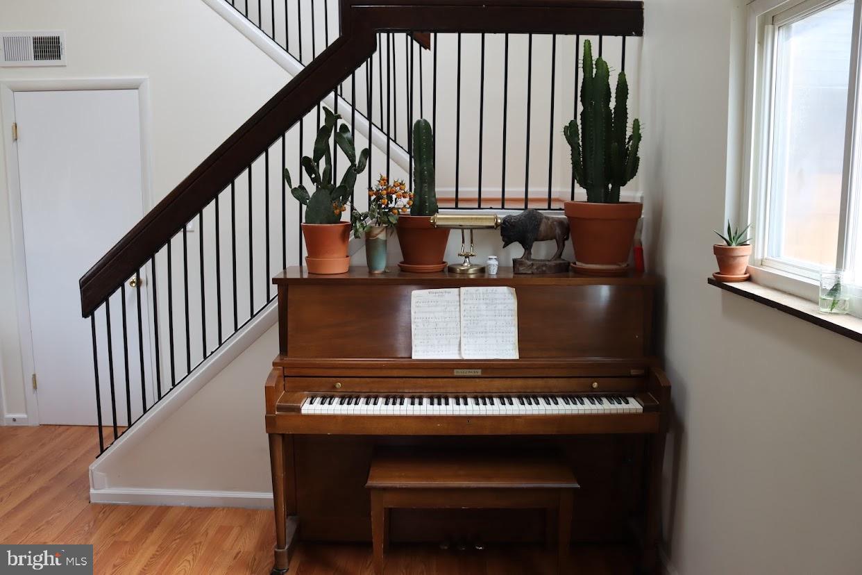 WESTOWNE VILLAGE - Residential