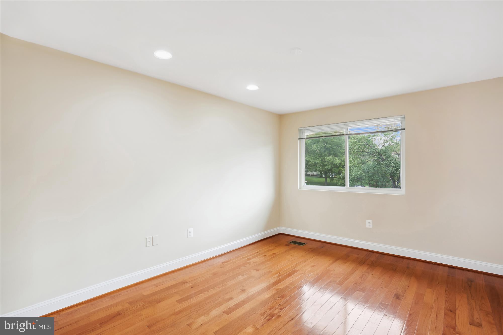 GERMANTOWN PARK - Residential