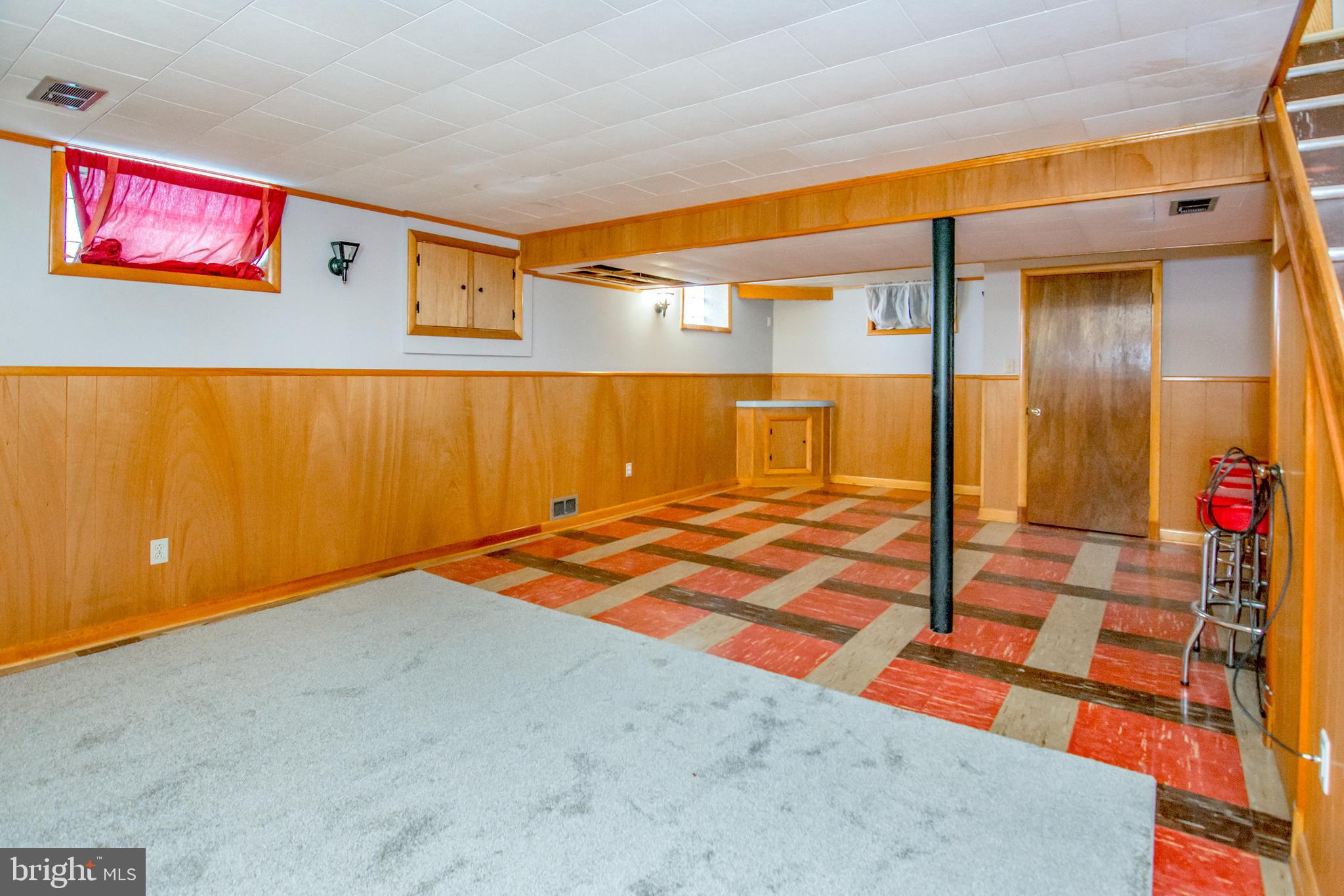 PERRY HALL - Residential