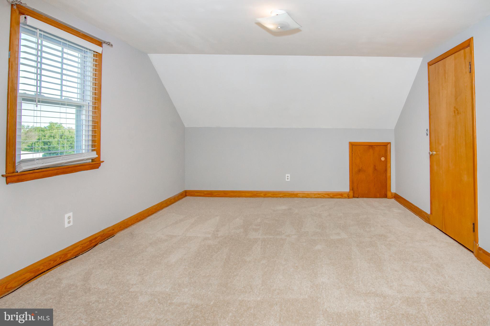 PERRY HALL - Residential