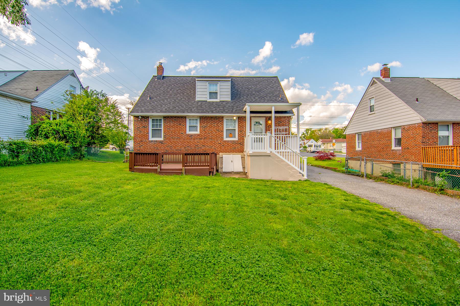 PERRY HALL - Residential