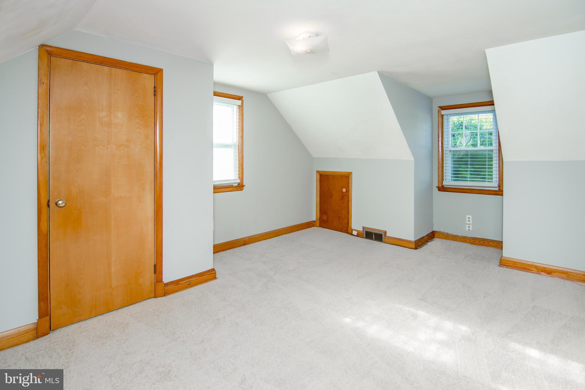 PERRY HALL - Residential