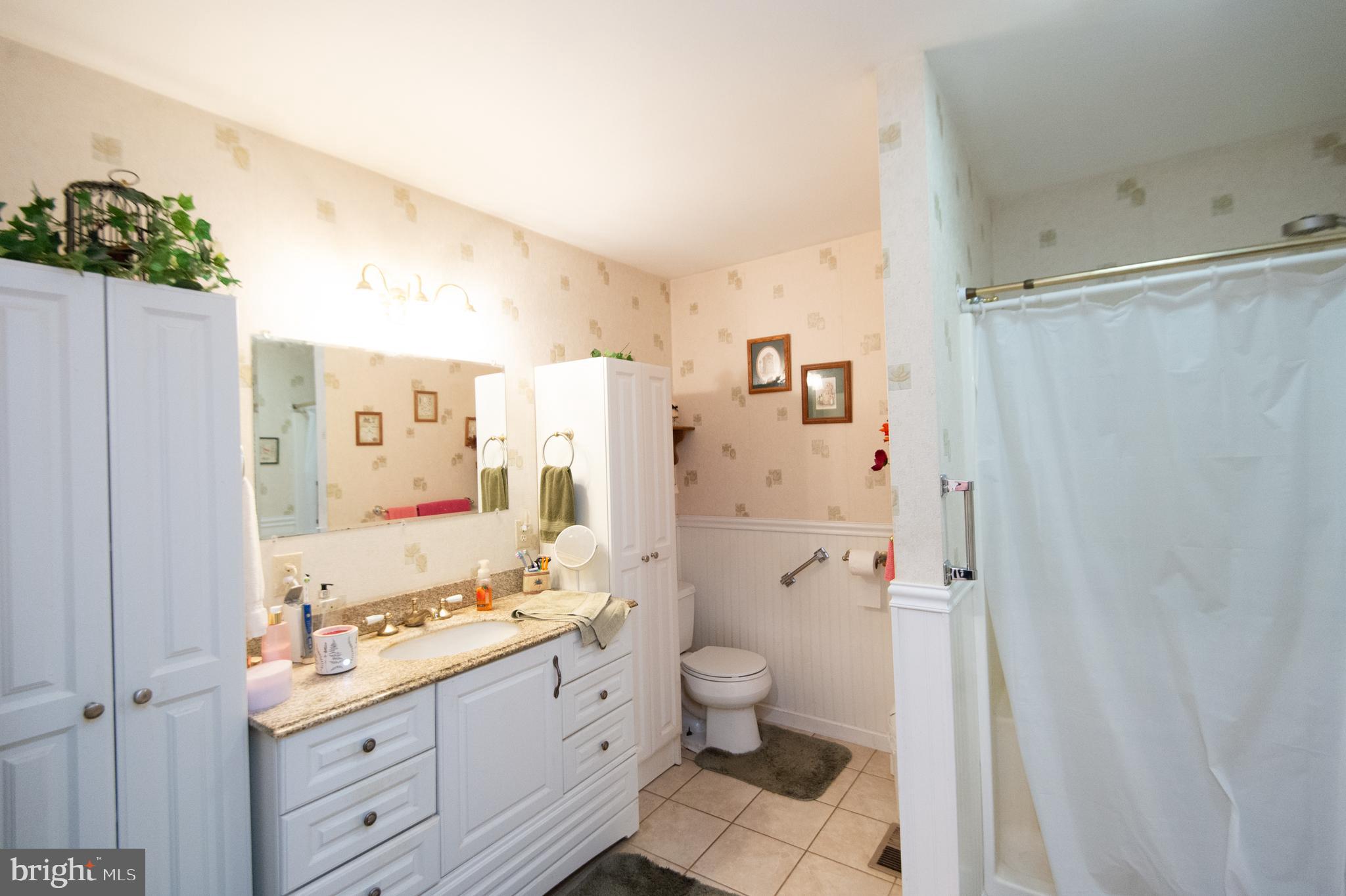 THOMPSONTOWN - Residential