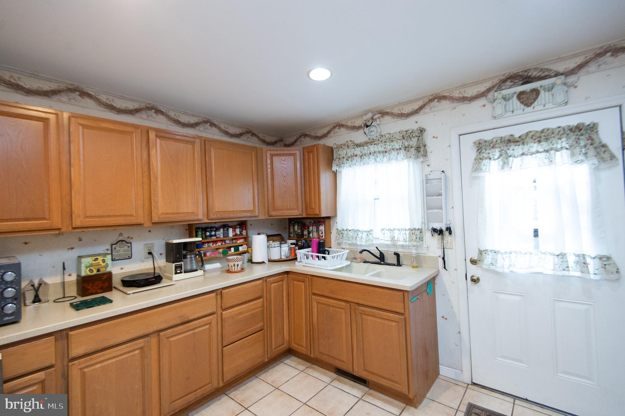 5751 THOMPSONTOWN