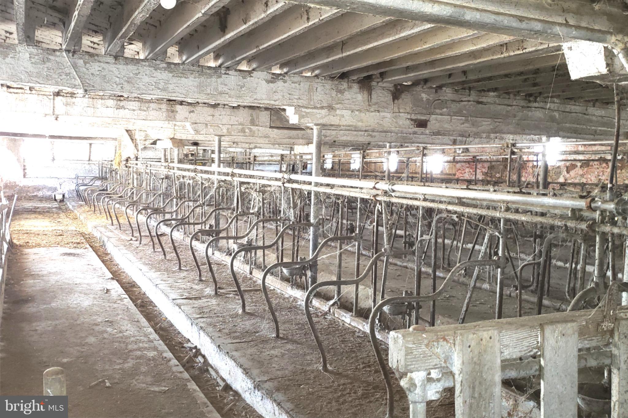 LONDONDERRY TWP - Farm