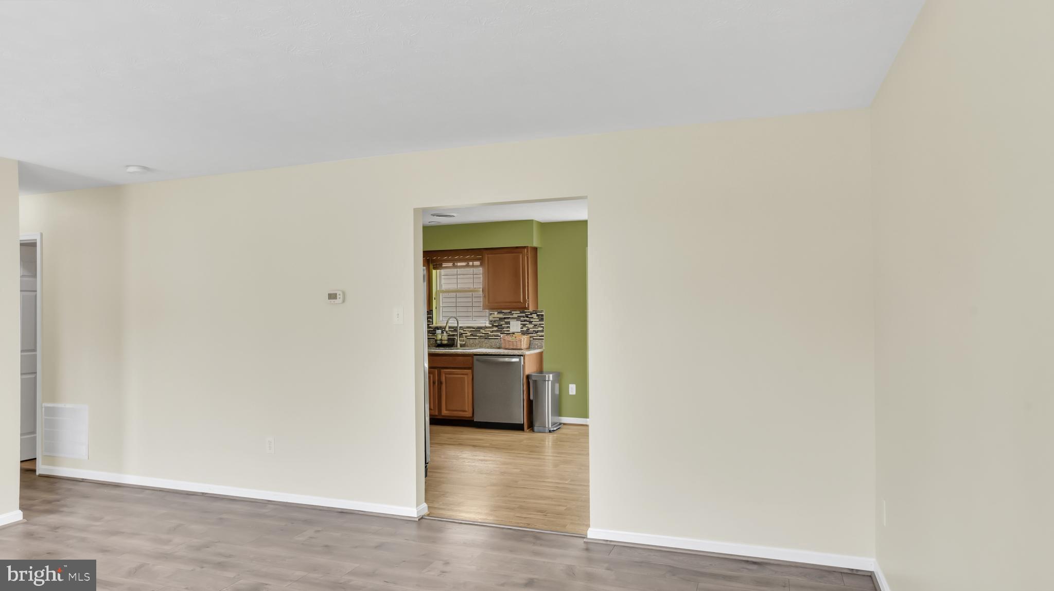 SMALL CROSSINGS - Residential