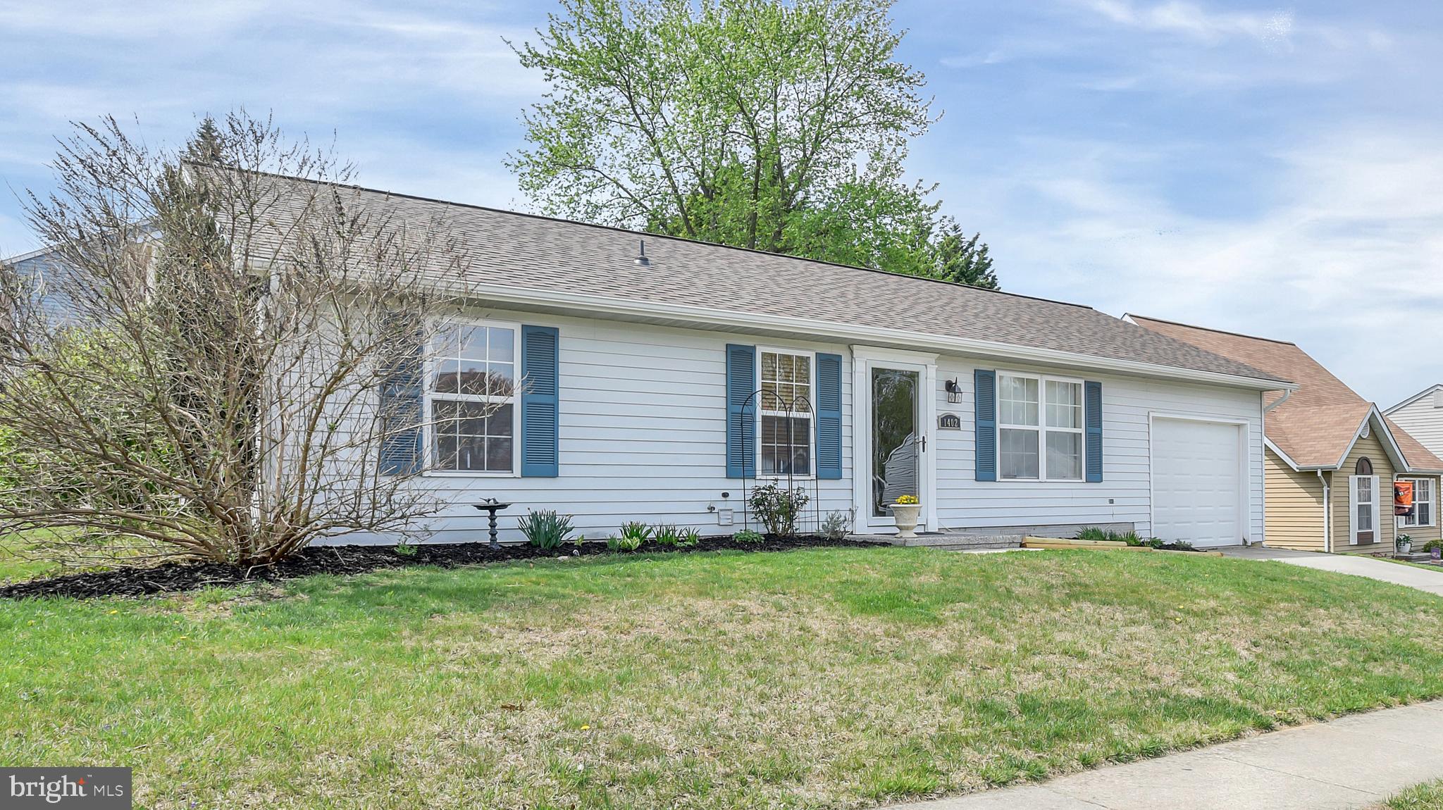 SMALL CROSSINGS - Residential