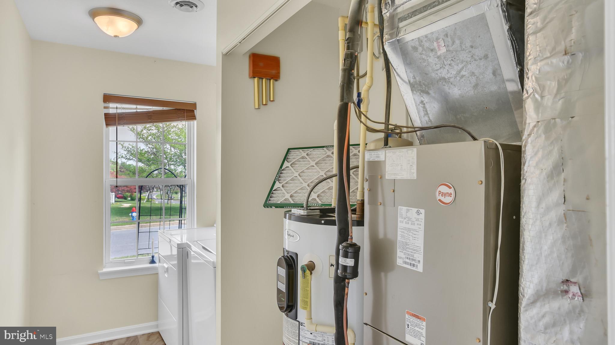 SMALL CROSSINGS - Residential