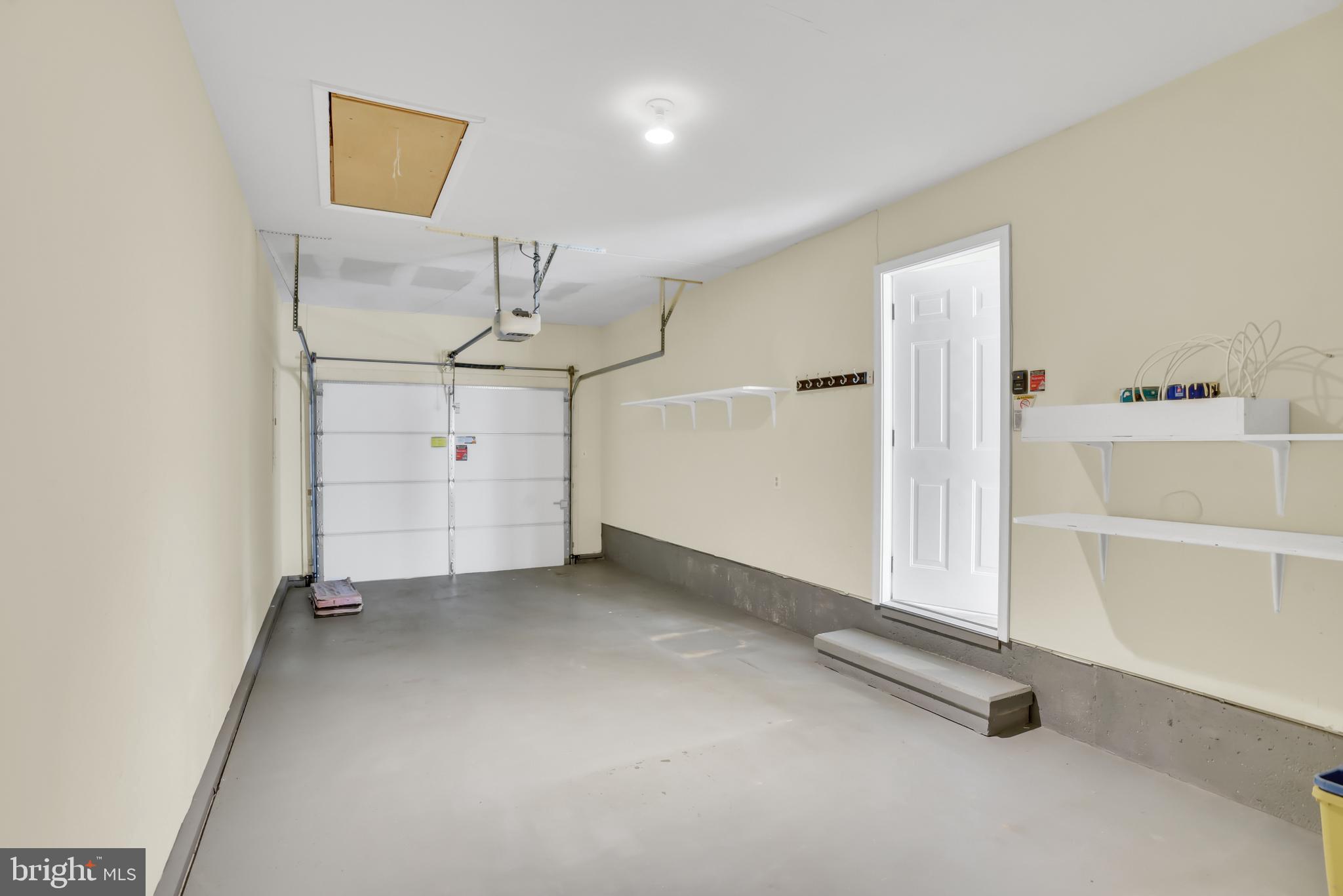 SMALL CROSSINGS - Residential