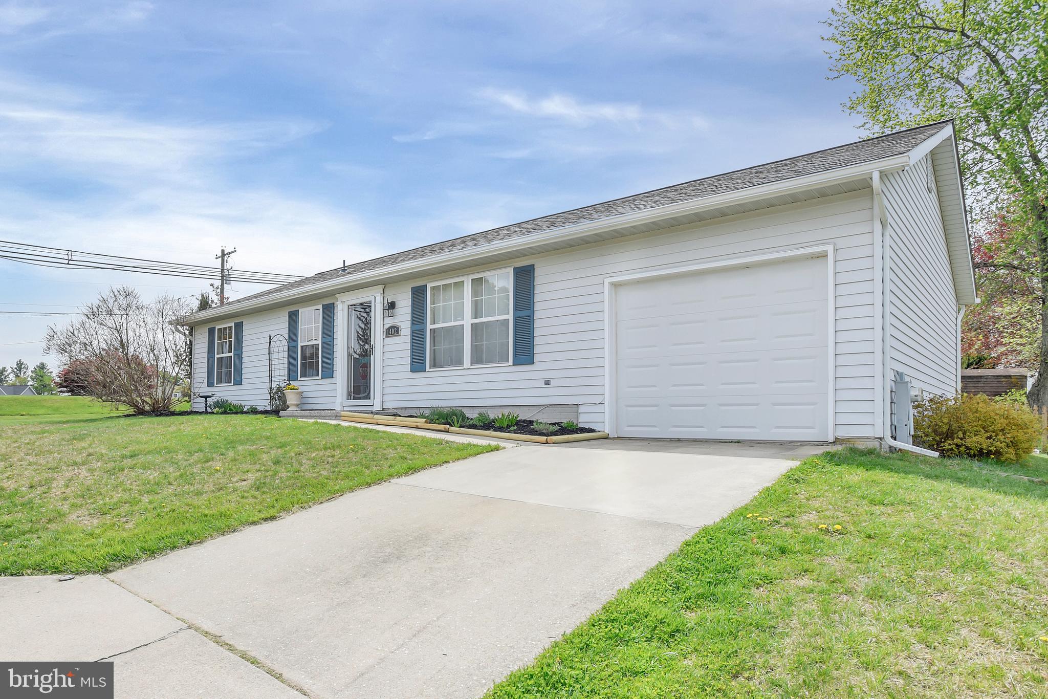 SMALL CROSSINGS - Residential