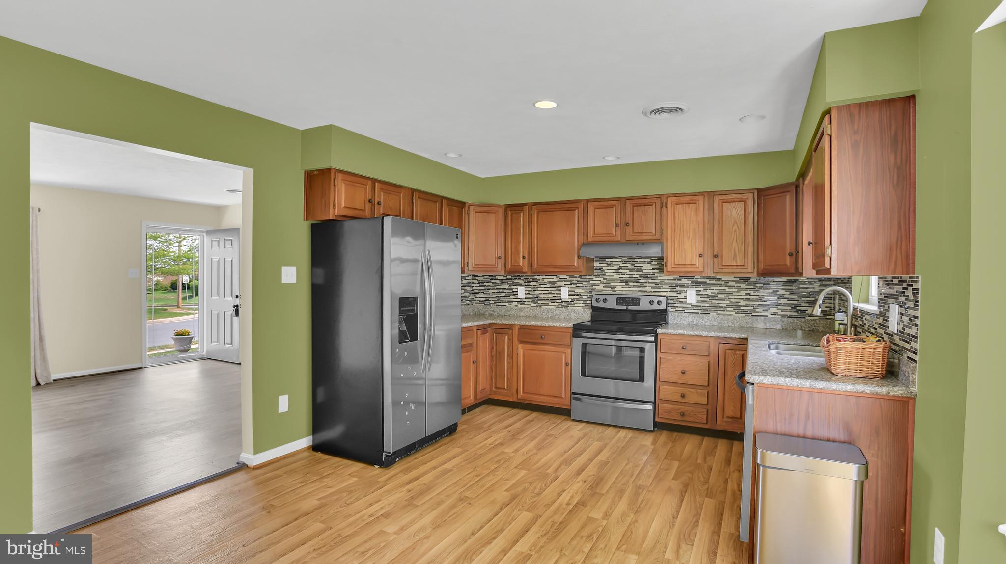 SMALL CROSSINGS - Residential