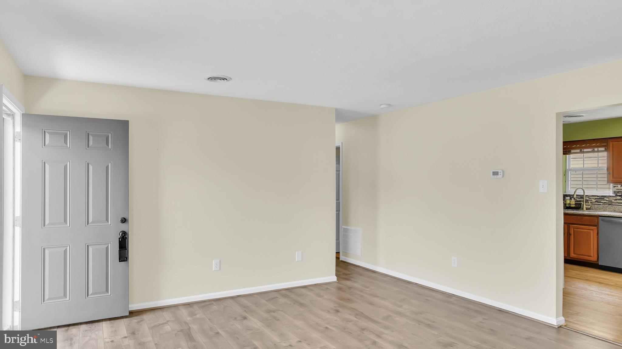 SMALL CROSSINGS - Residential