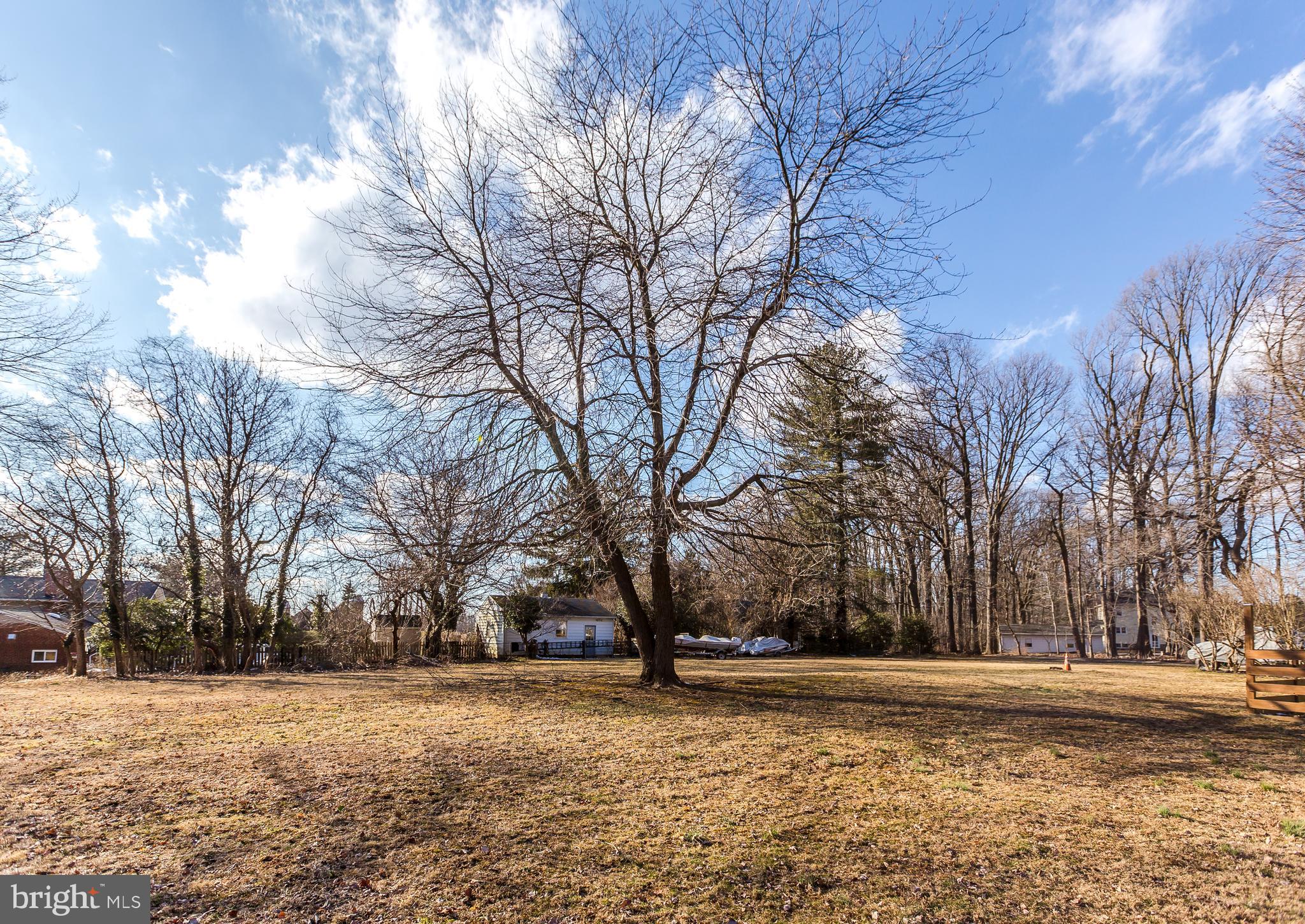 LUTHERVILLE - Residential Lease