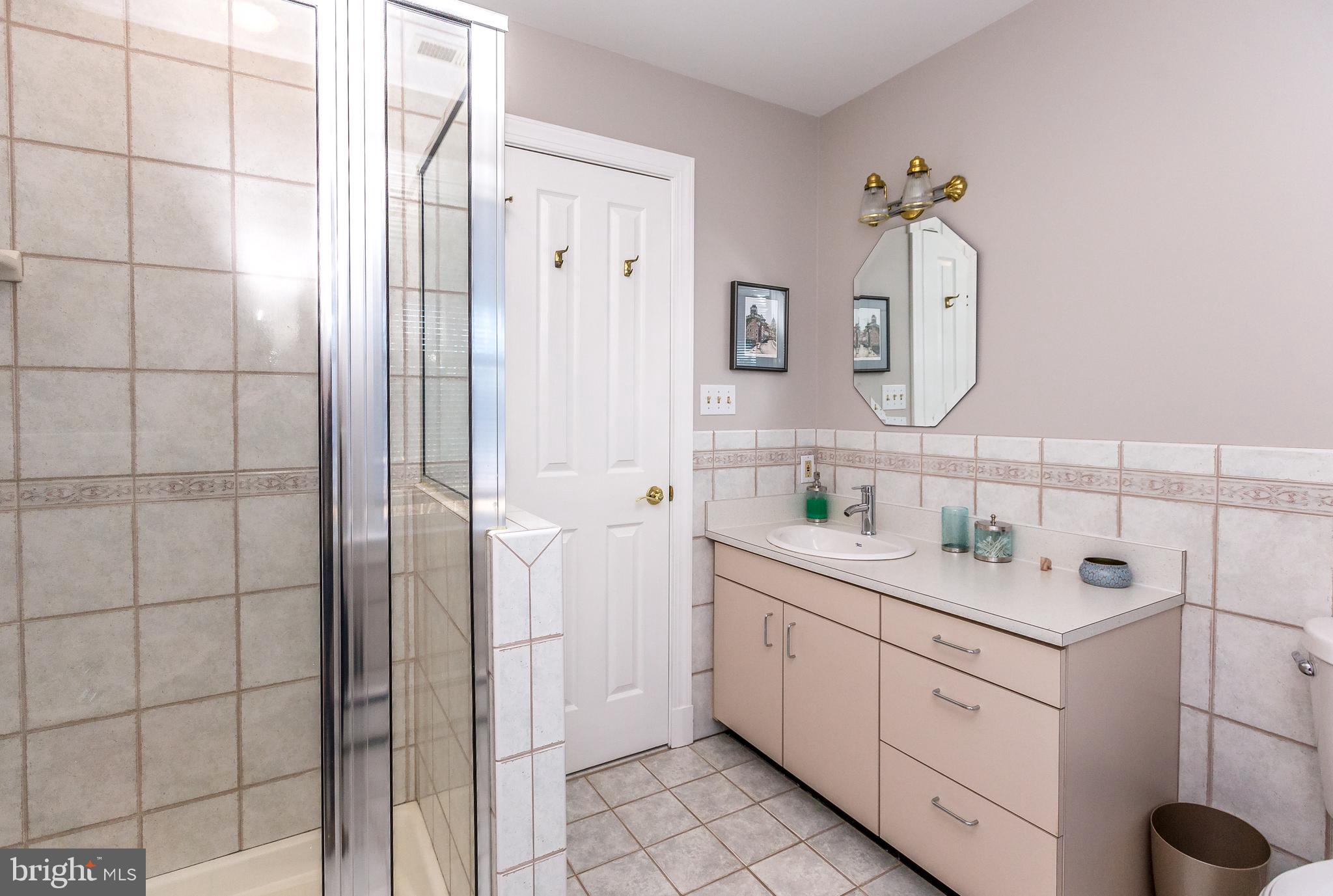 LUTHERVILLE - Residential Lease