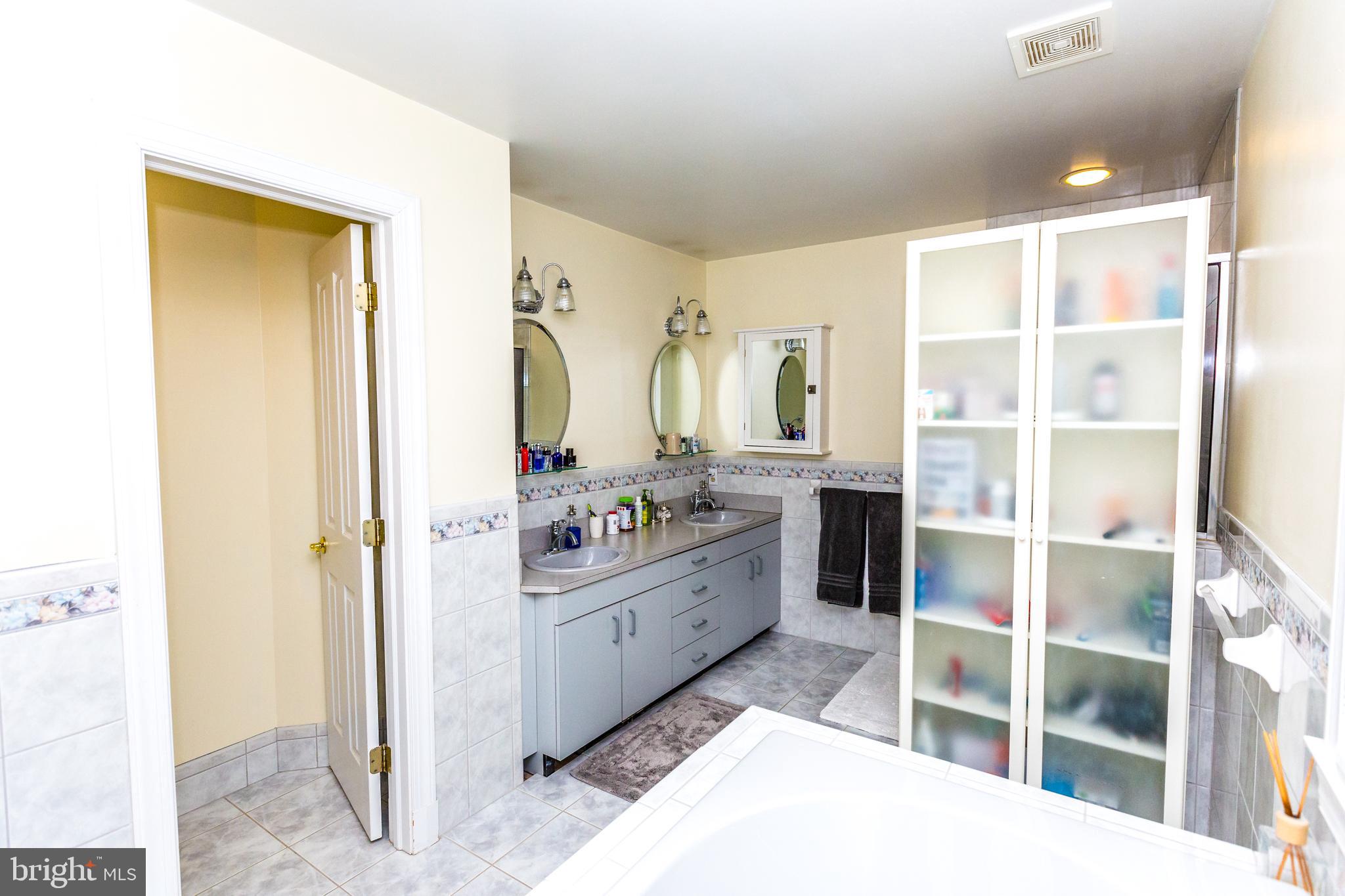 LUTHERVILLE - Residential Lease