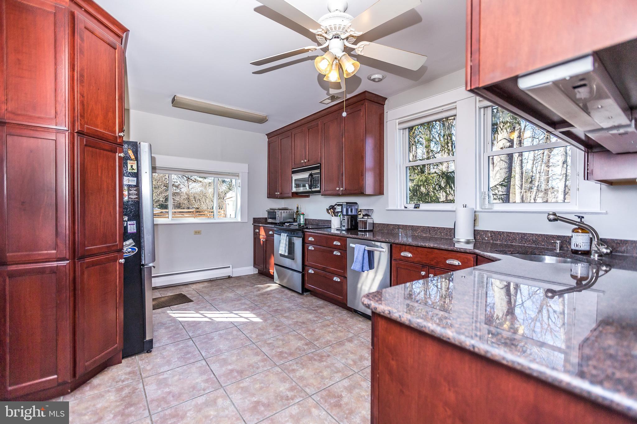 LUTHERVILLE - Residential Lease