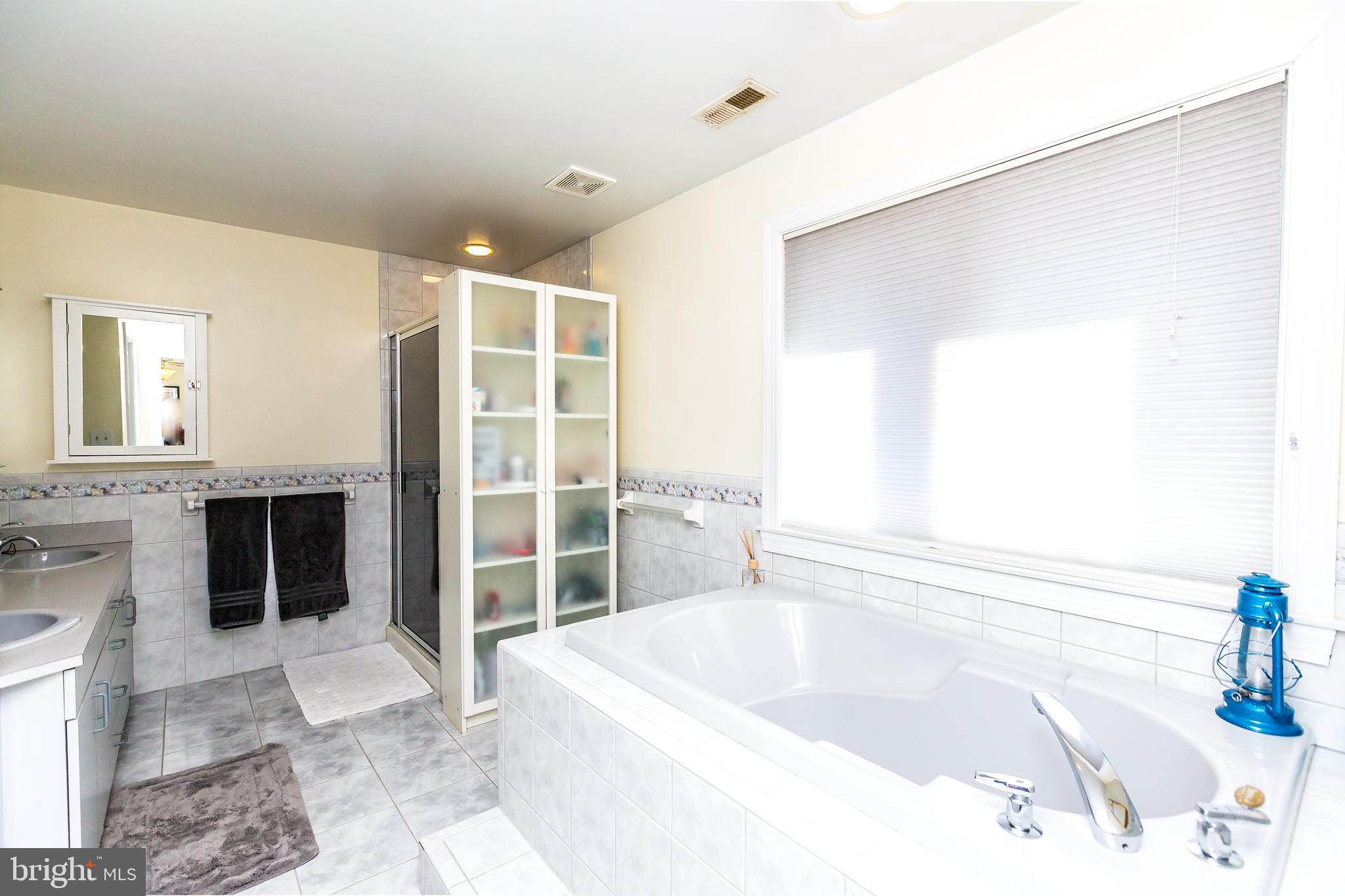 LUTHERVILLE - Residential Lease