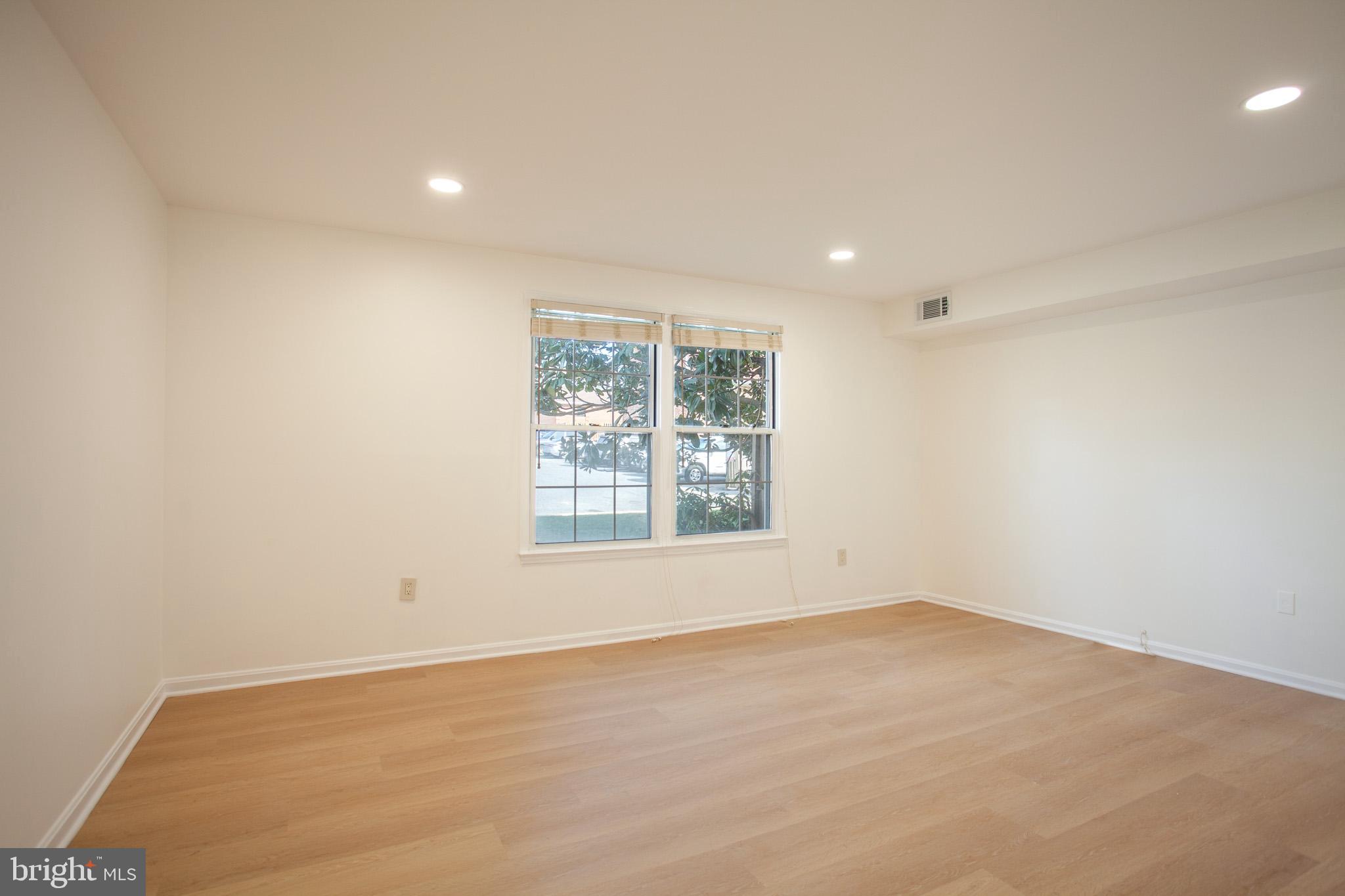 DIAMOND FARM - Residential