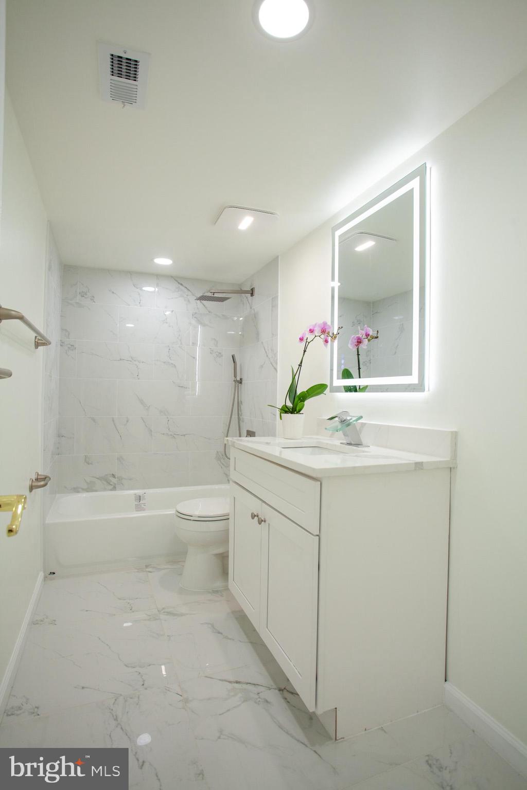 DIAMOND FARM - Residential