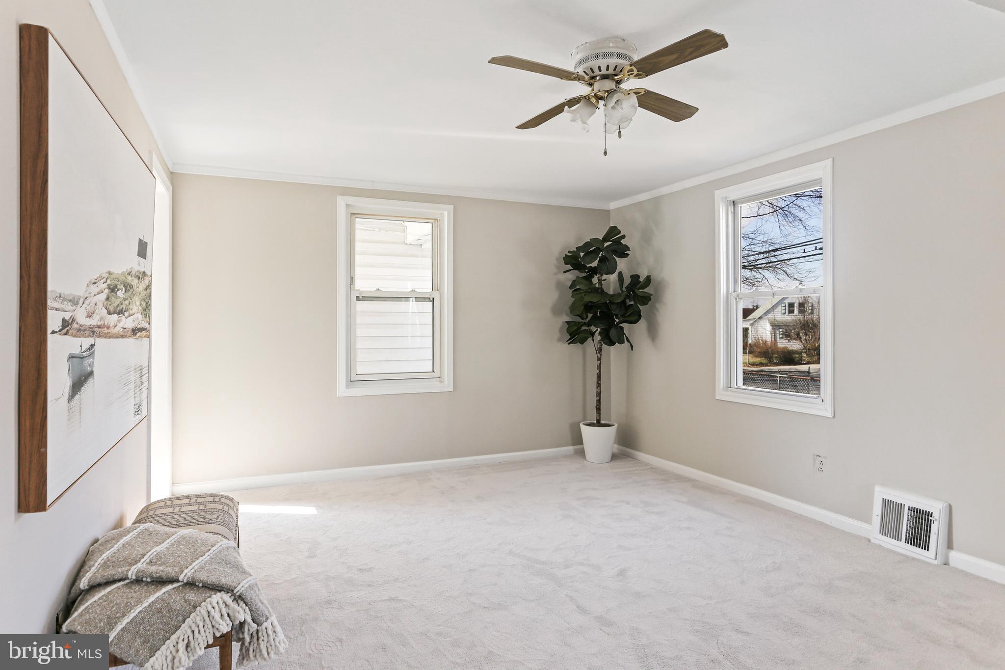 COLONIAL HOUSING - Residential