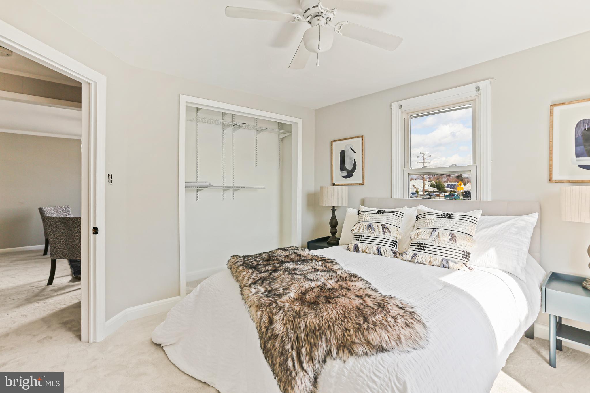 COLONIAL HOUSING - Residential