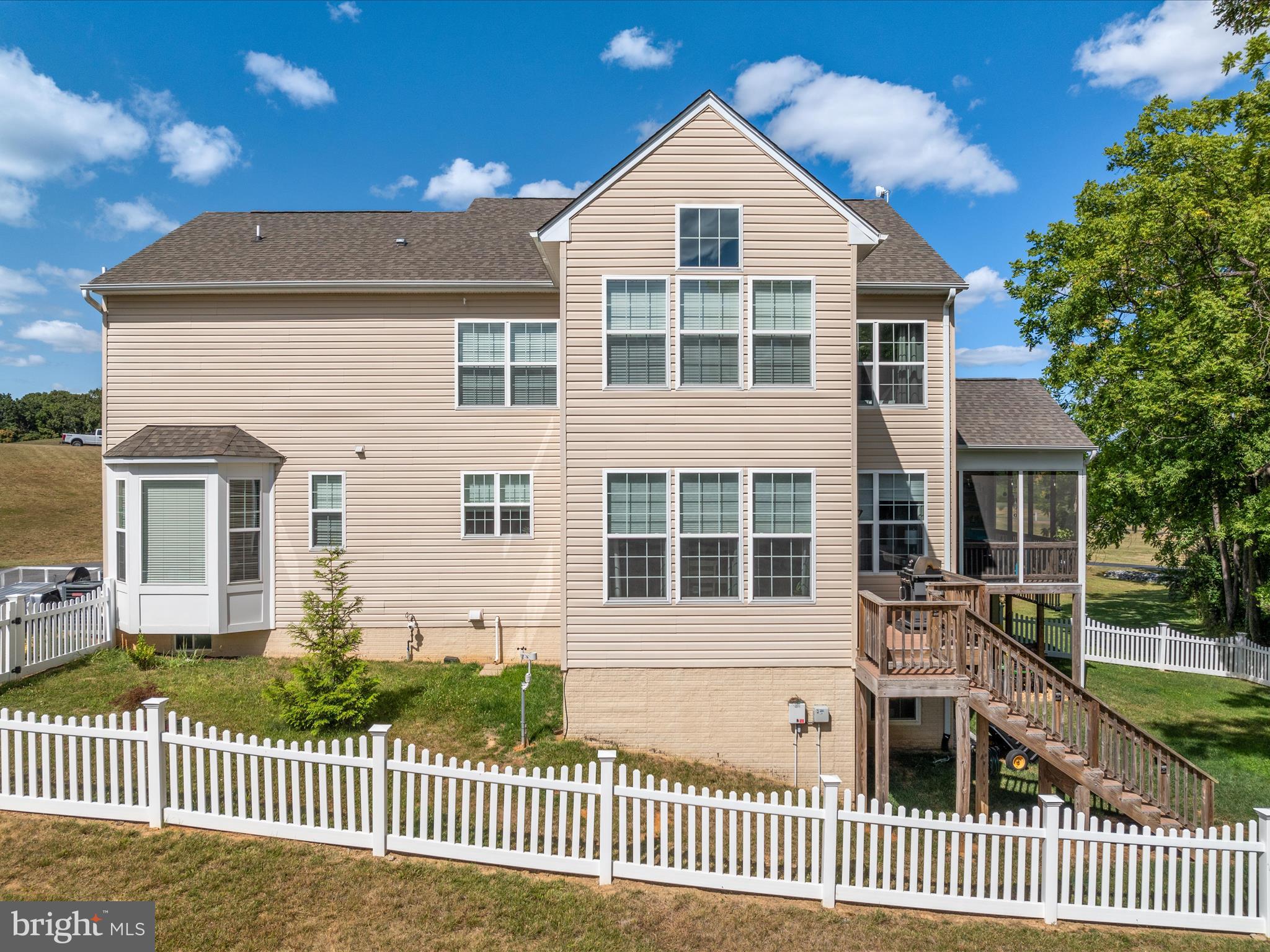 HITES VIEW ESTATES - Residential