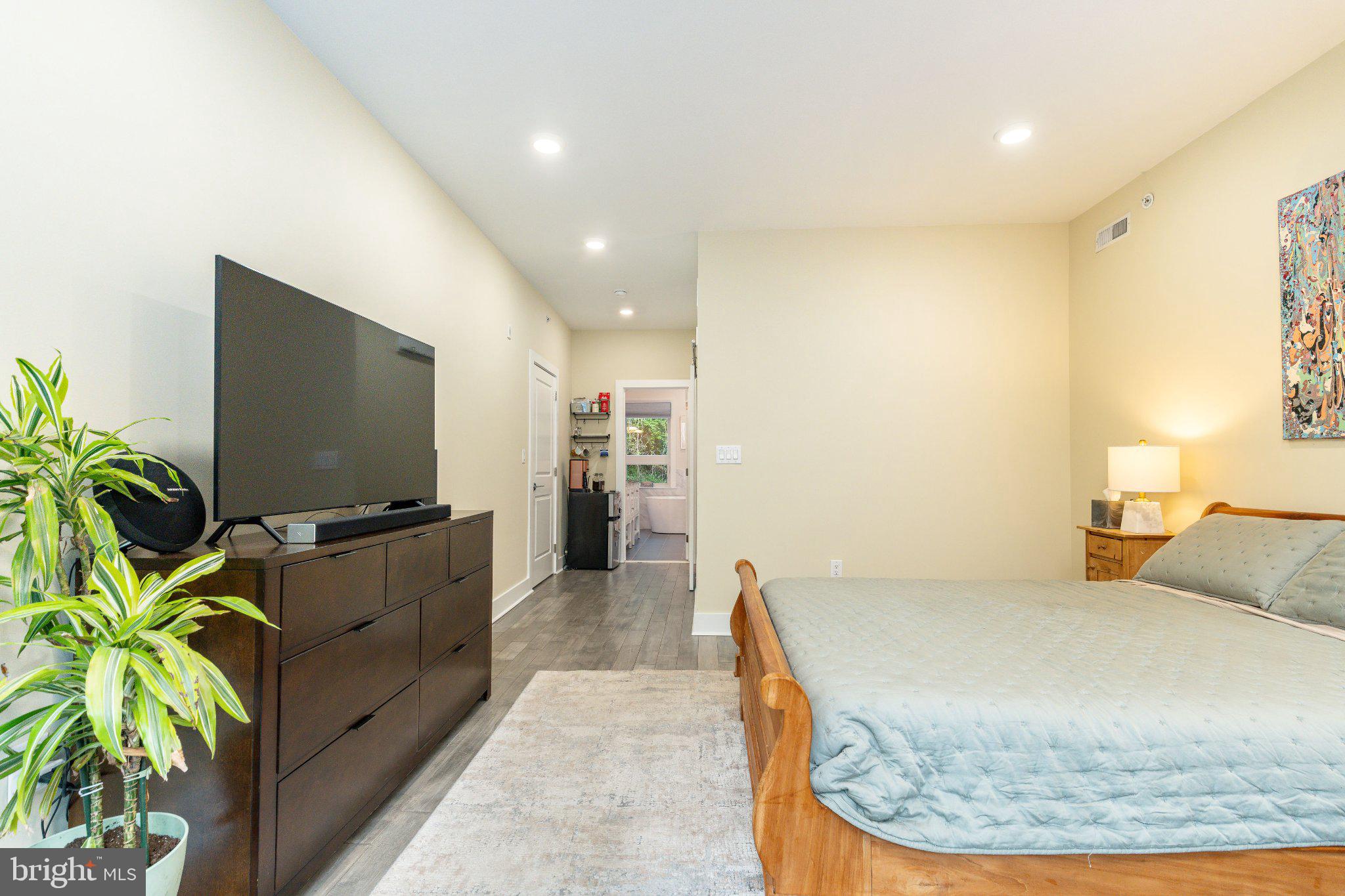 MANAYUNK - Residential