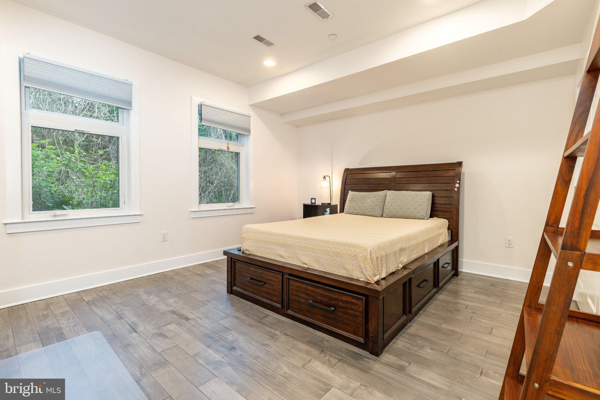 MANAYUNK - Residential