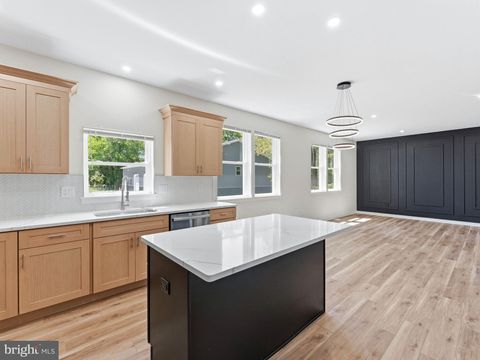Tiny photo for 19 Wallace Avenue, SEWELL, NJ 08080 (MLS # NJGL2071596)