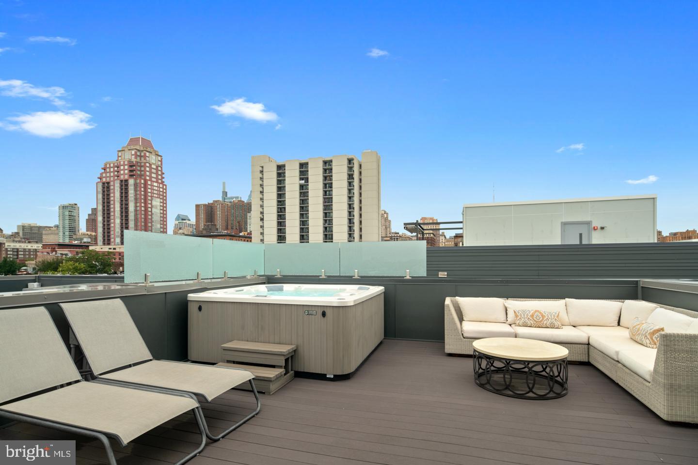 BELLA VISTA - Residential