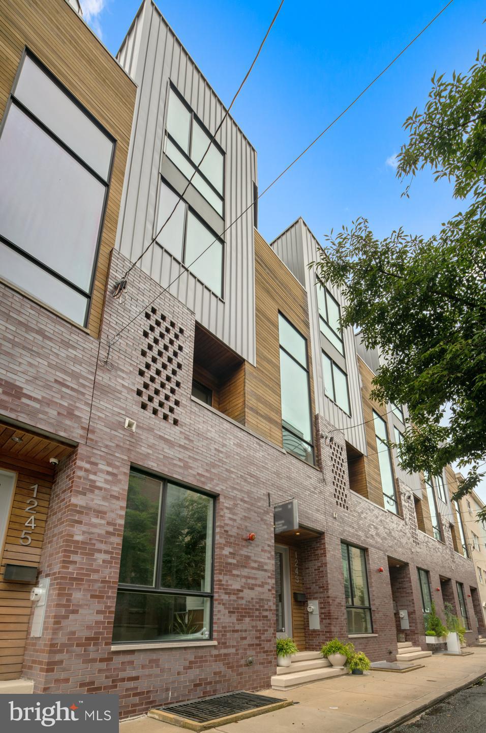 BELLA VISTA - Residential