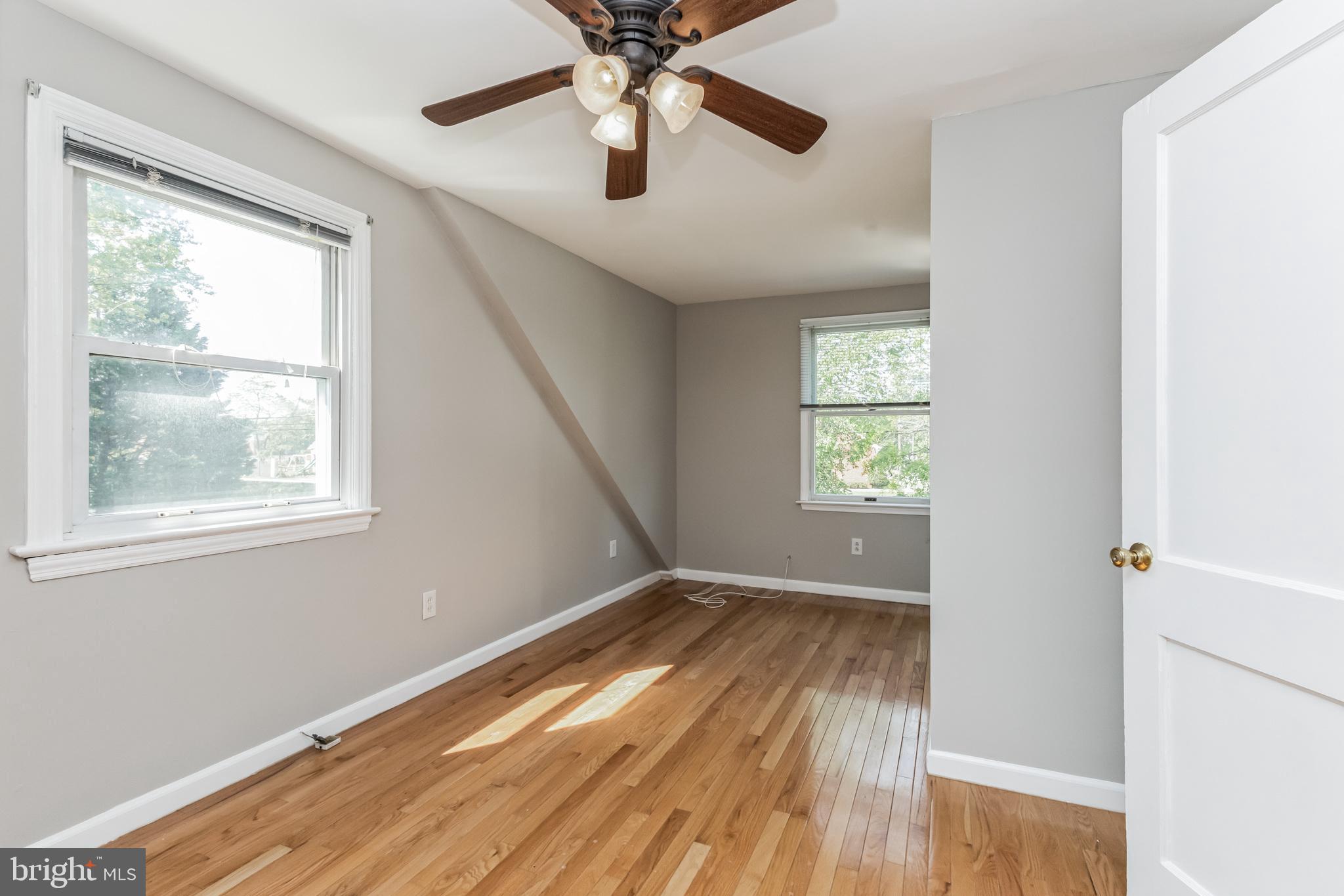 BUCKNELL MANOR - Residential Lease