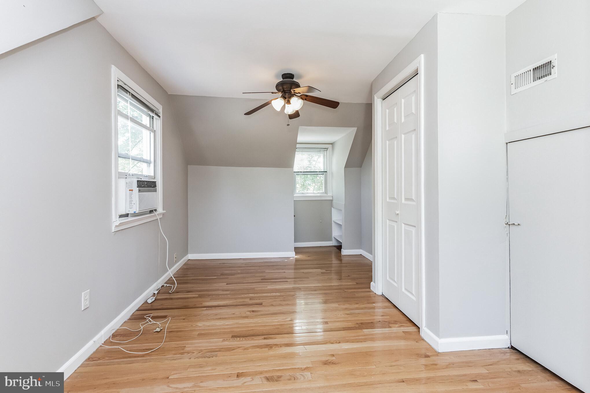 BUCKNELL MANOR - Residential Lease