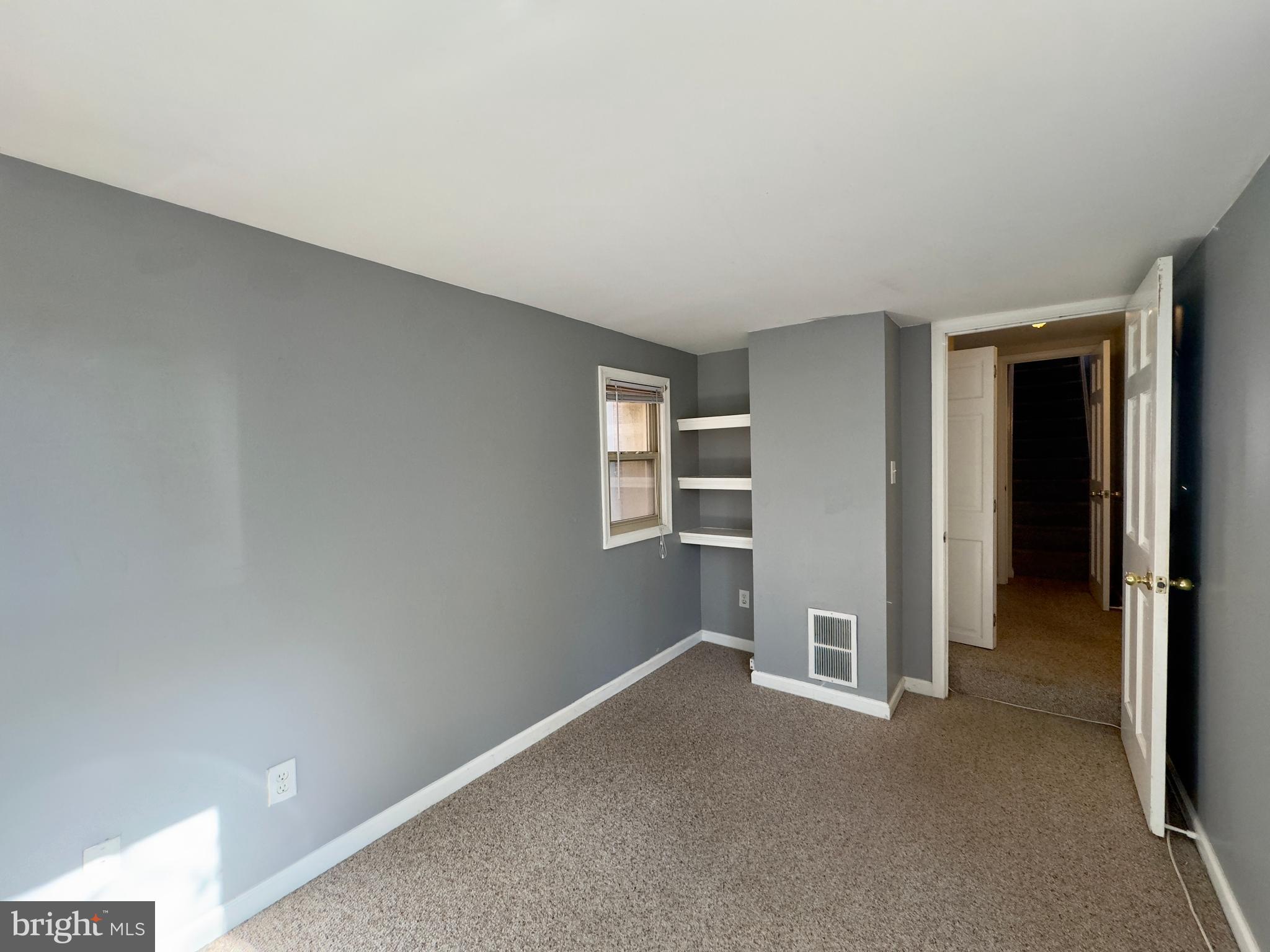 WASHINGTON VILLAGE - Residential Lease