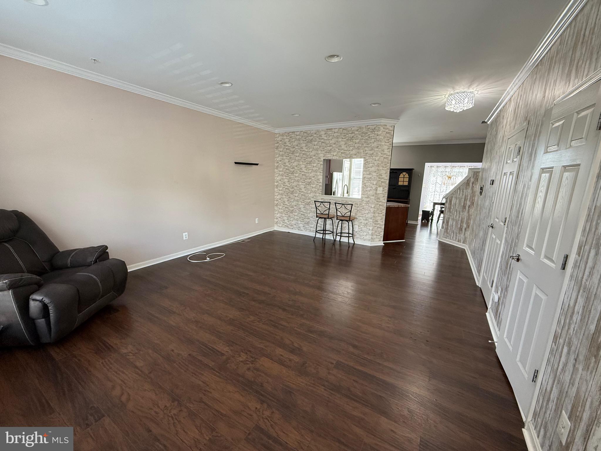 MONMOUTH MEADOWS - Residential Lease