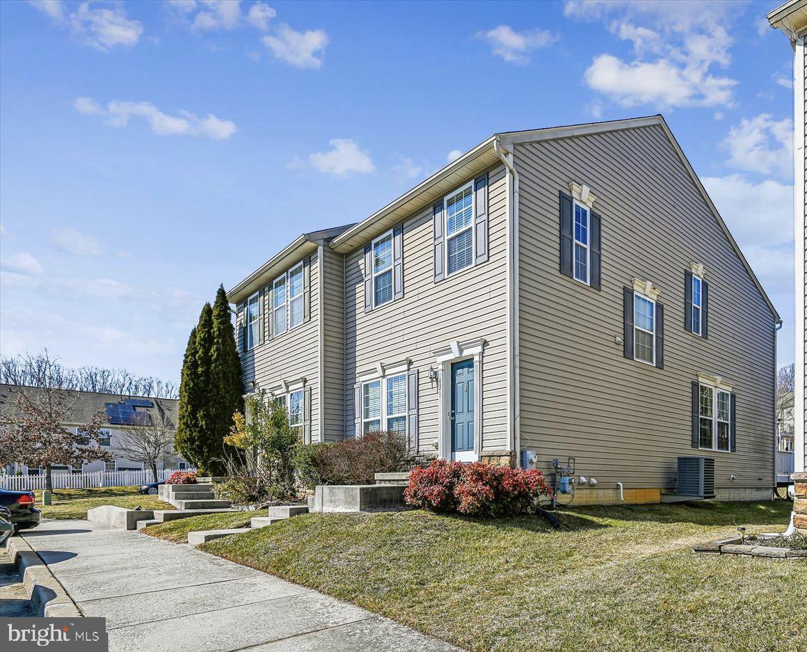 MONMOUTH MEADOWS - Residential Lease