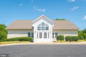 MONMOUTH MEADOWS - Residential Lease