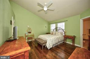 MONMOUTH MEADOWS - Residential Lease