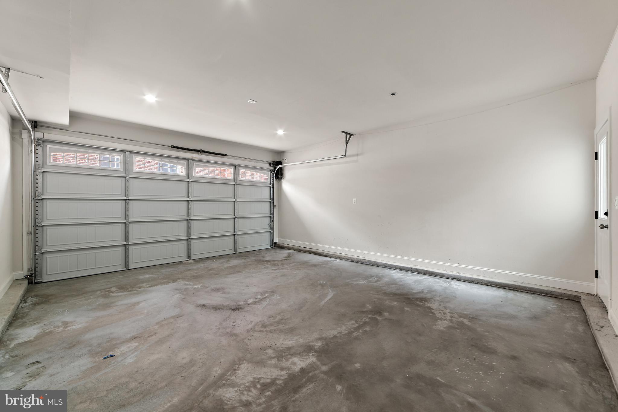 CAPITOL HILL - Residential