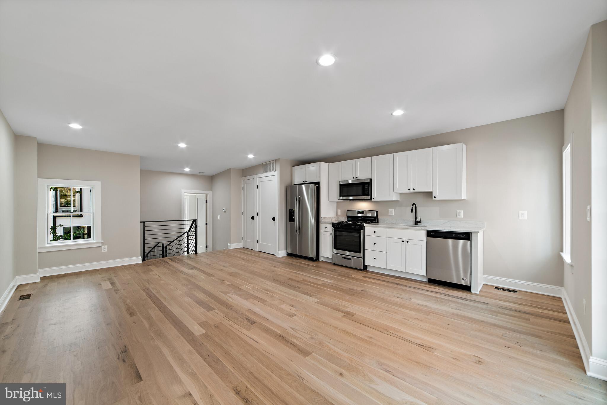 CAPITOL HILL - Residential