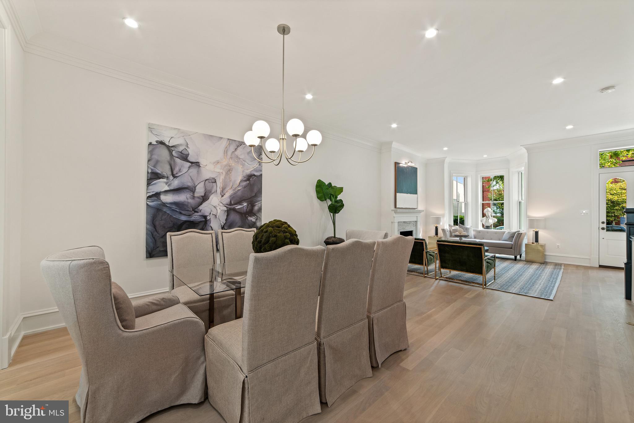 CAPITOL HILL - Residential